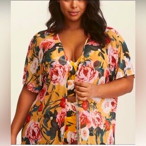 TORRID Swim Set (3)
1. Bikini Top
2. High Waist Bottom
3. Yellow Floral  Kimono